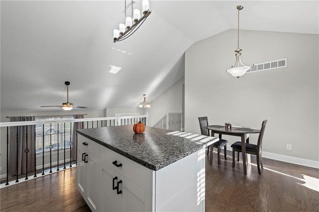 2207 Pike Street, St Joseph, MO 64503