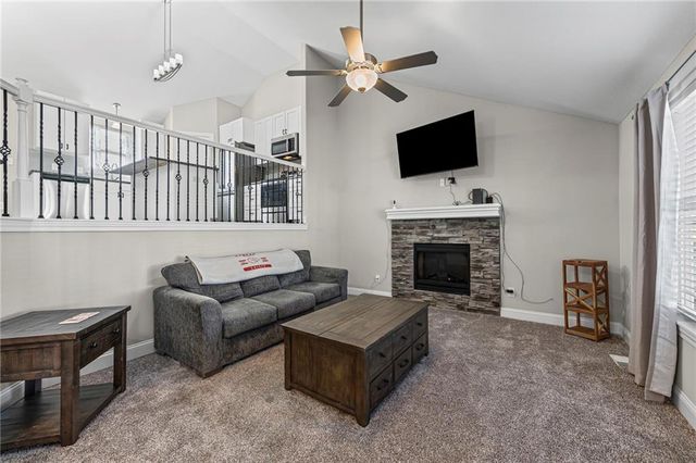 2207 Pike Street, St Joseph, MO 64503