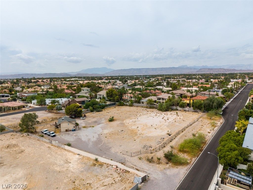 2050 South Tomsik Street, Las Vegas, NV 89117 — photo 2