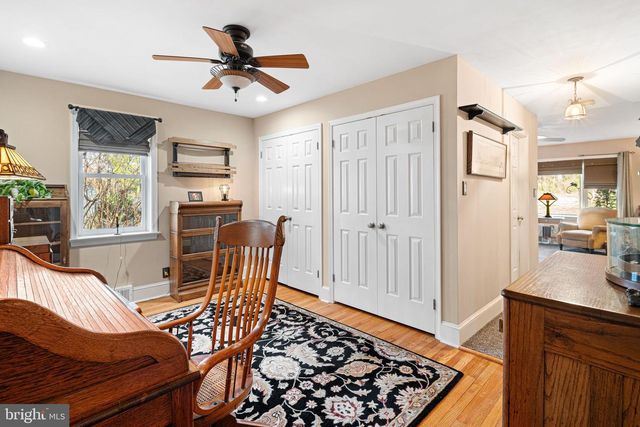 1946 WASHINGTON LN, Jenkintown, PA 19046