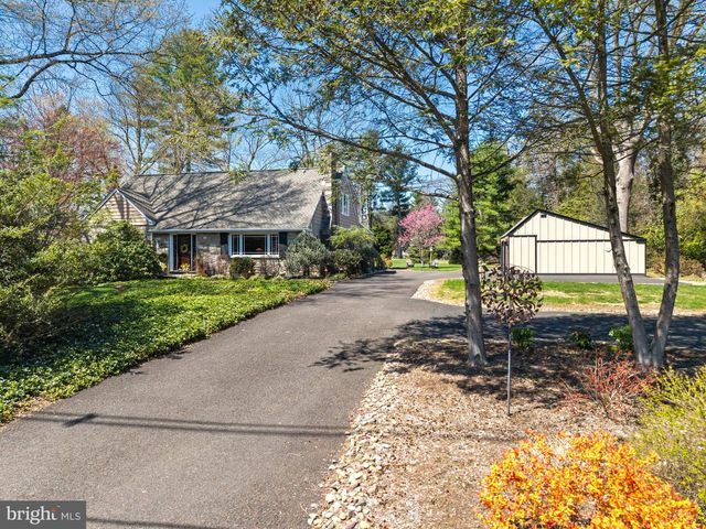 1946 WASHINGTON LN, Jenkintown, PA 19046