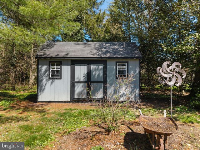 1946 WASHINGTON LN, Jenkintown, PA 19046