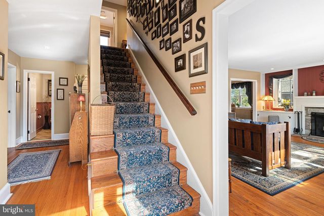 1946 WASHINGTON LN, Jenkintown, PA 19046