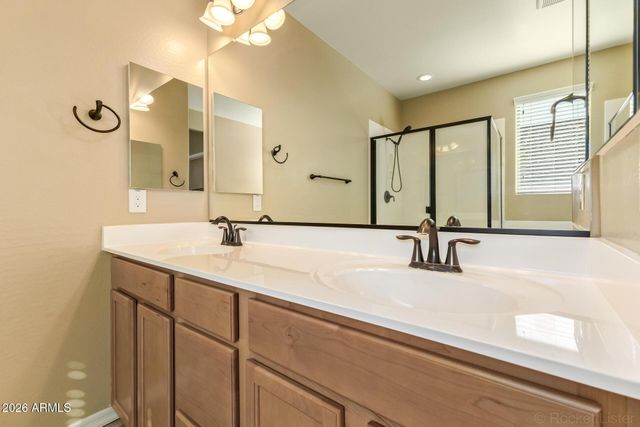 2057 W Kenton Way, San Tan Valley, AZ 85144