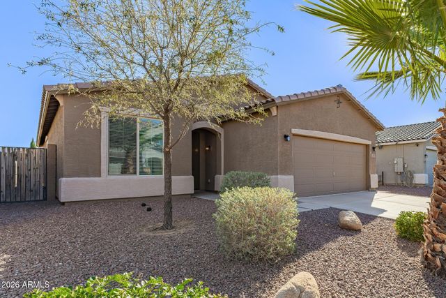 2057 W Kenton Way, San Tan Valley, AZ 85144