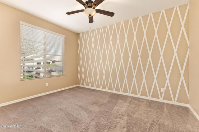2057 W Kenton Way, San Tan Valley, AZ 85144