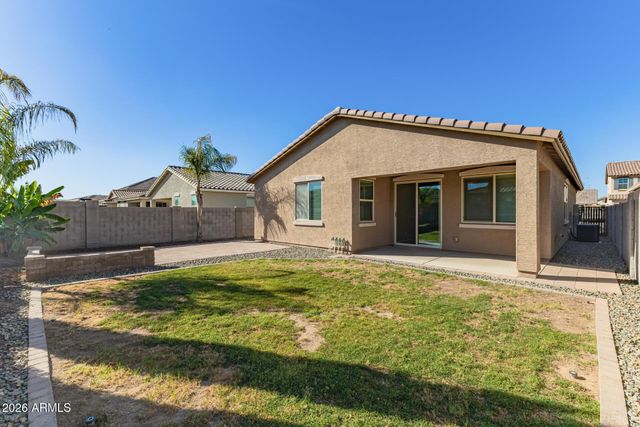 2057 W Kenton Way, San Tan Valley, AZ 85144