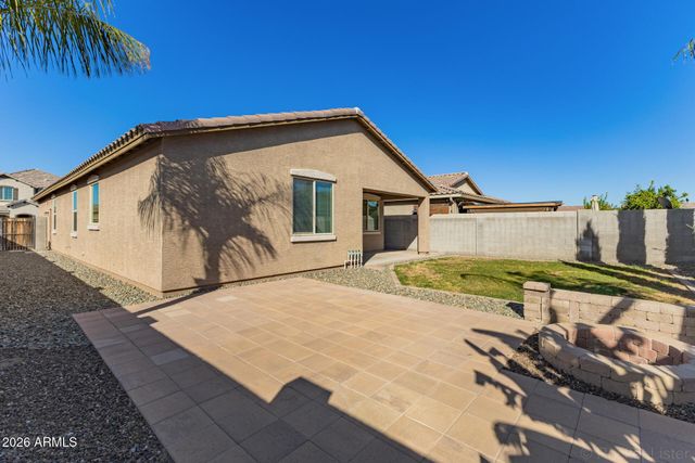 2057 W Kenton Way, San Tan Valley, AZ 85144