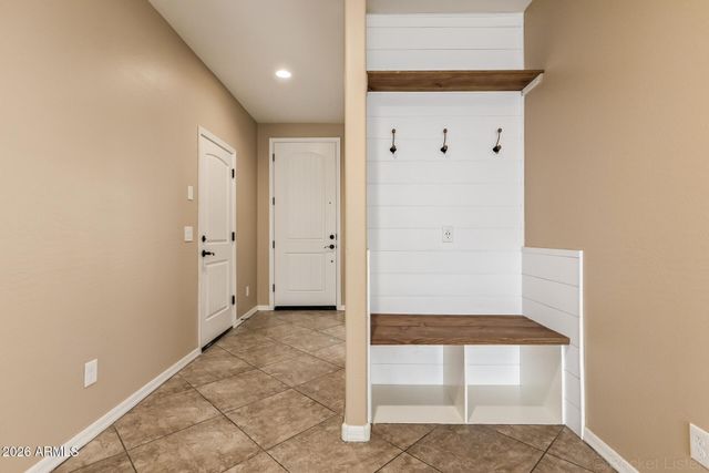 2057 W Kenton Way, San Tan Valley, AZ 85144