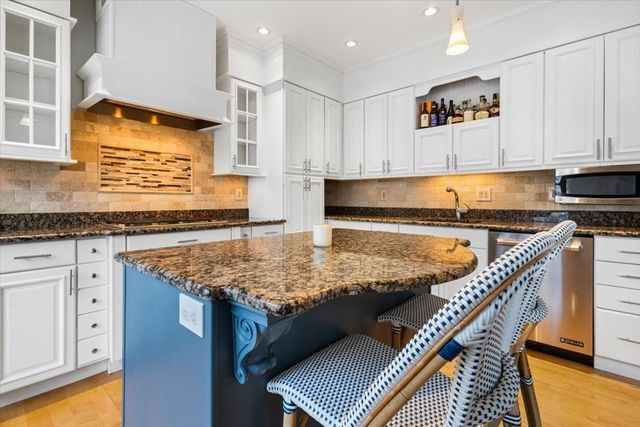 591 E 3rd St 1, Boston, MA 02127