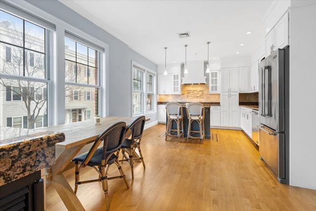 591 E 3rd St 1, Boston, MA 02127