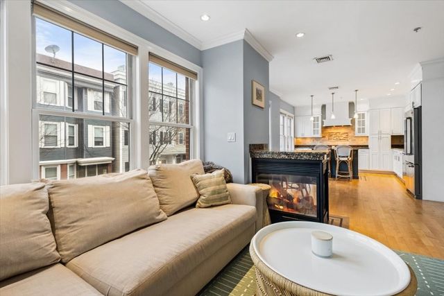 591 E 3rd St 1, Boston, MA 02127