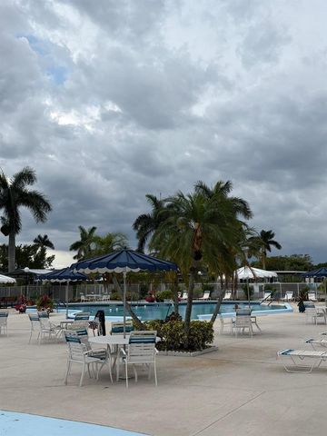 2522 Emory Drive E A, West Palm Beach, FL 33415