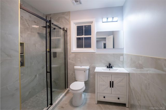 139 Maple Avenue, Bethpage, NY 11714