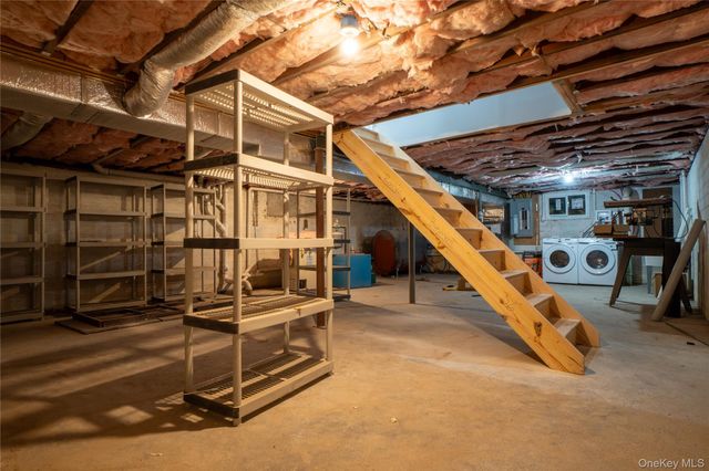 139 Maple Avenue, Bethpage, NY 11714