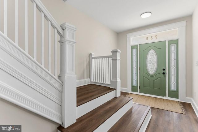 739 MCCABE AVE, Baltimore, MD 21212