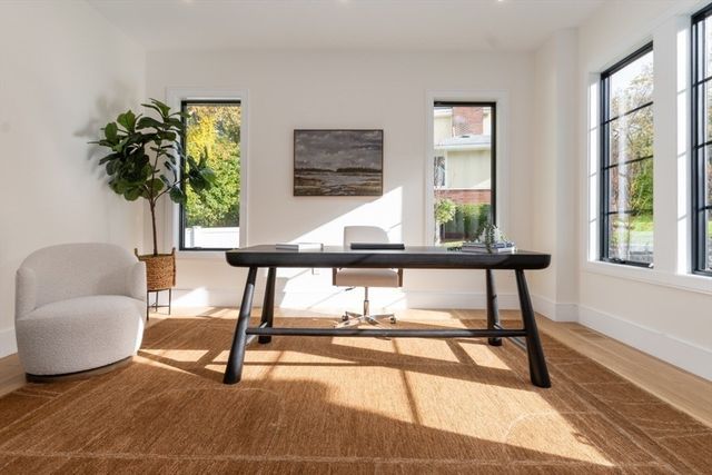 63 Drumlin Rd, Newton, MA 02459