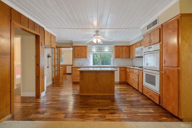 1714 N Blythe, Fresno, CA 93722