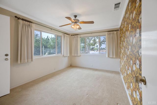 1714 N Blythe, Fresno, CA 93722