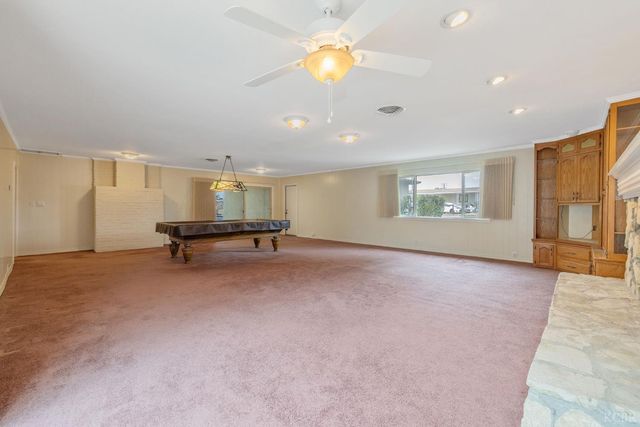 1714 N Blythe, Fresno, CA 93722