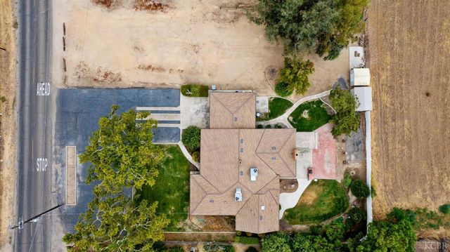 1714 N Blythe, Fresno, CA 93722