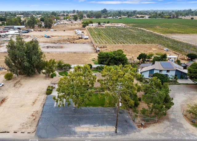 1714 N Blythe, Fresno, CA 93722
