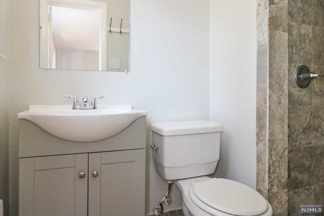 25 Huck Road, Bloomfield, NJ 07003