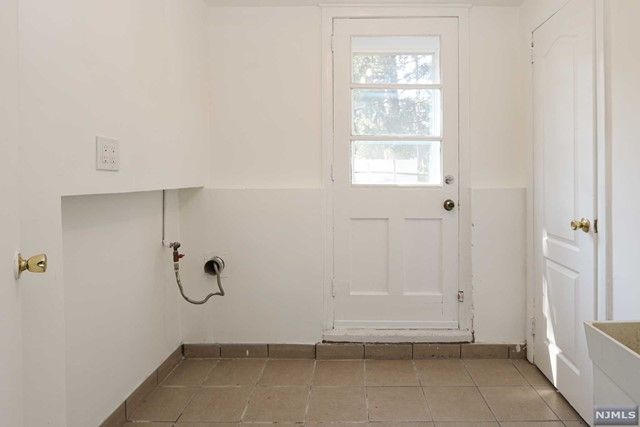 25 Huck Road, Bloomfield, NJ 07003