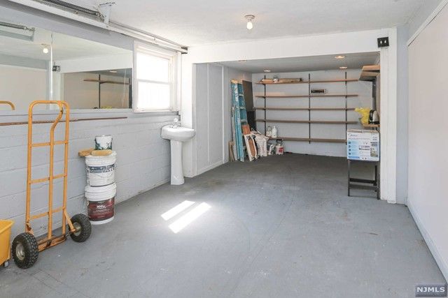 25 Huck Road, Bloomfield, NJ 07003