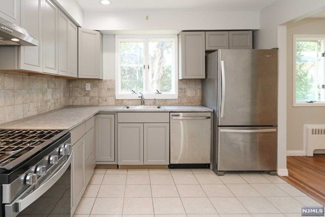 25 Huck Road, Bloomfield, NJ 07003