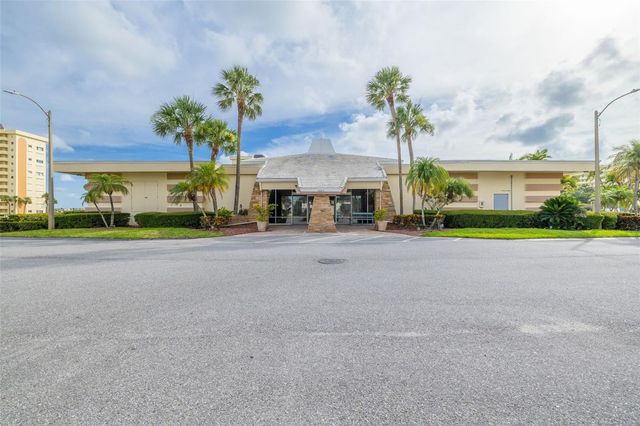 4525 COVE CIRCLE 1002, St Petersburg, FL 33708