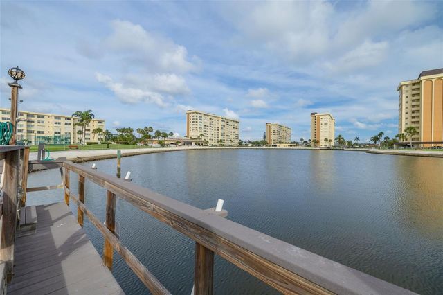 4525 COVE CIRCLE 1002, St Petersburg, FL 33708
