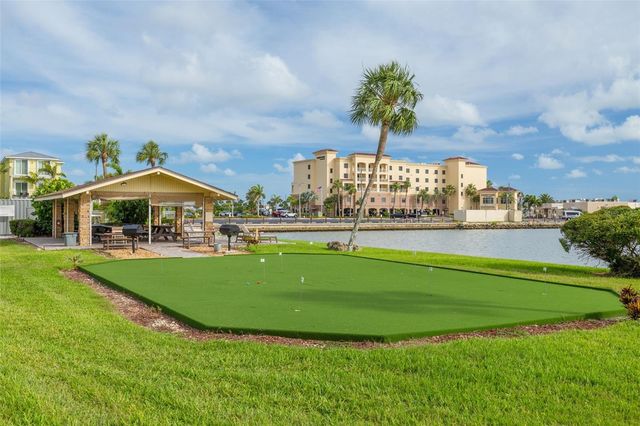 4525 COVE CIRCLE 1002, St Petersburg, FL 33708