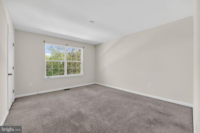 136 DEEP CREEK RD, Ranson, WV 25438