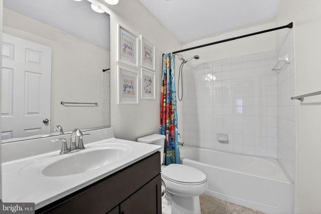 136 DEEP CREEK RD, Ranson, WV 25438