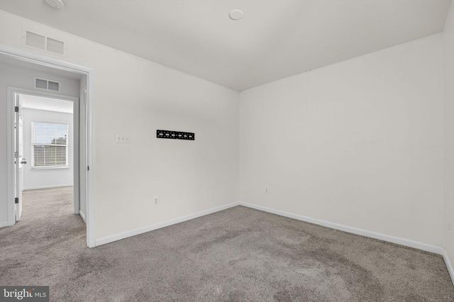 136 DEEP CREEK RD, Ranson, WV 25438
