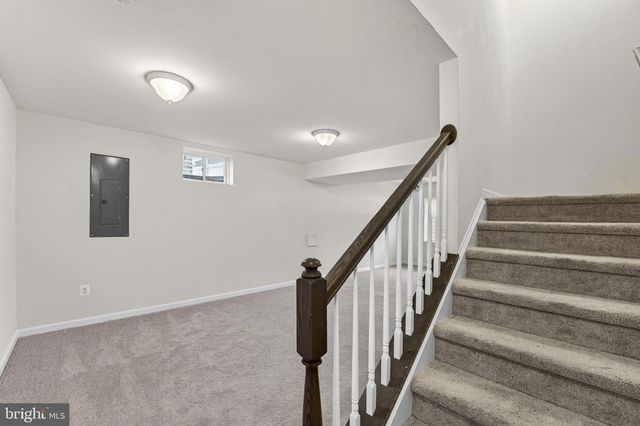 136 DEEP CREEK RD, Ranson, WV 25438