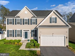 136 DEEP CREEK RD, Ranson, WV 25438
