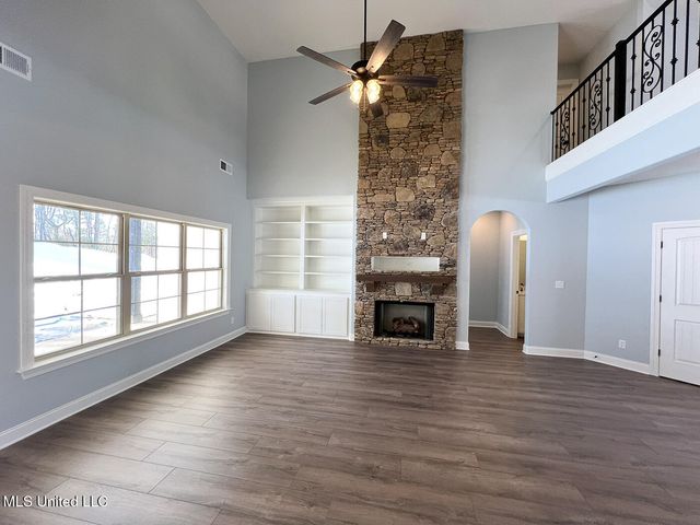 206 Poplar Lane, Holly Springs, MS 38635