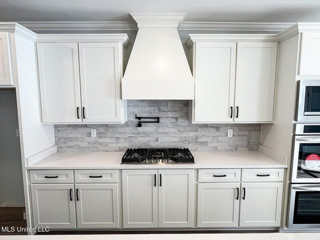 206 Poplar Lane, Holly Springs, MS 38635