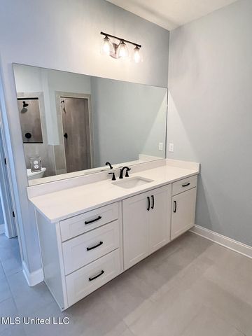 206 Poplar Lane, Holly Springs, MS 38635