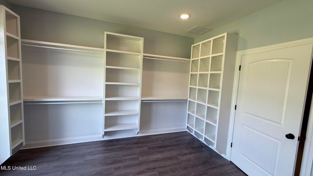 206 Poplar Lane, Holly Springs, MS 38635