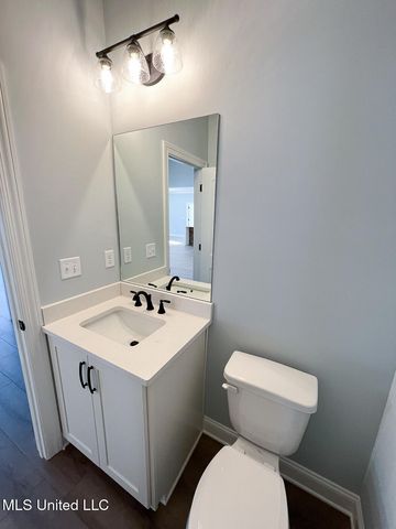 206 Poplar Lane, Holly Springs, MS 38635