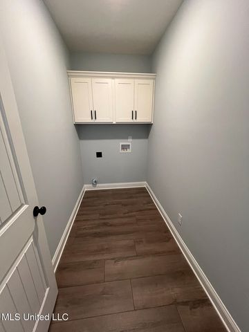 206 Poplar Lane, Holly Springs, MS 38635