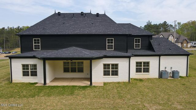 206 Poplar Lane, Holly Springs, MS 38635