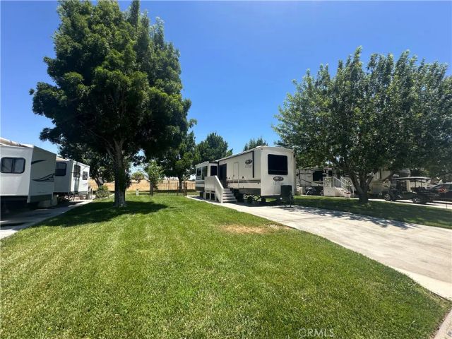 11591 Ridgemark, Apple Valley, CA 92308