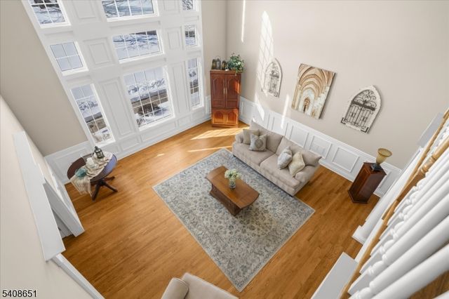 4 Steinbeck Ct, Alexandria Twp., NJ 08848