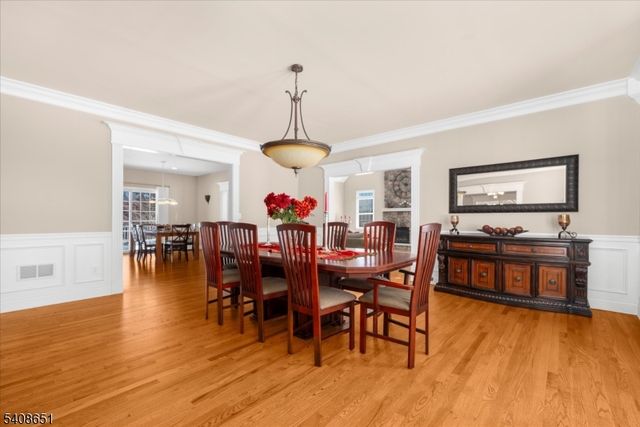 4 Steinbeck Ct, Alexandria Twp., NJ 08848