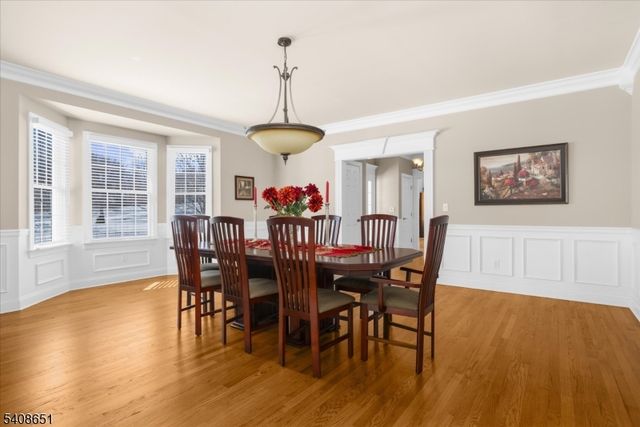 4 Steinbeck Ct, Alexandria Twp., NJ 08848