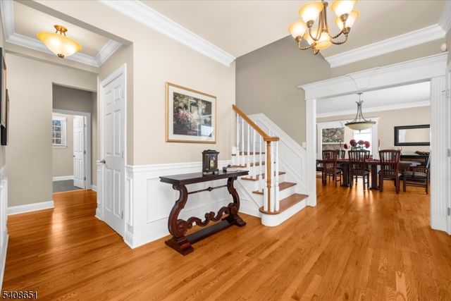 4 Steinbeck Ct, Alexandria Twp., NJ 08848